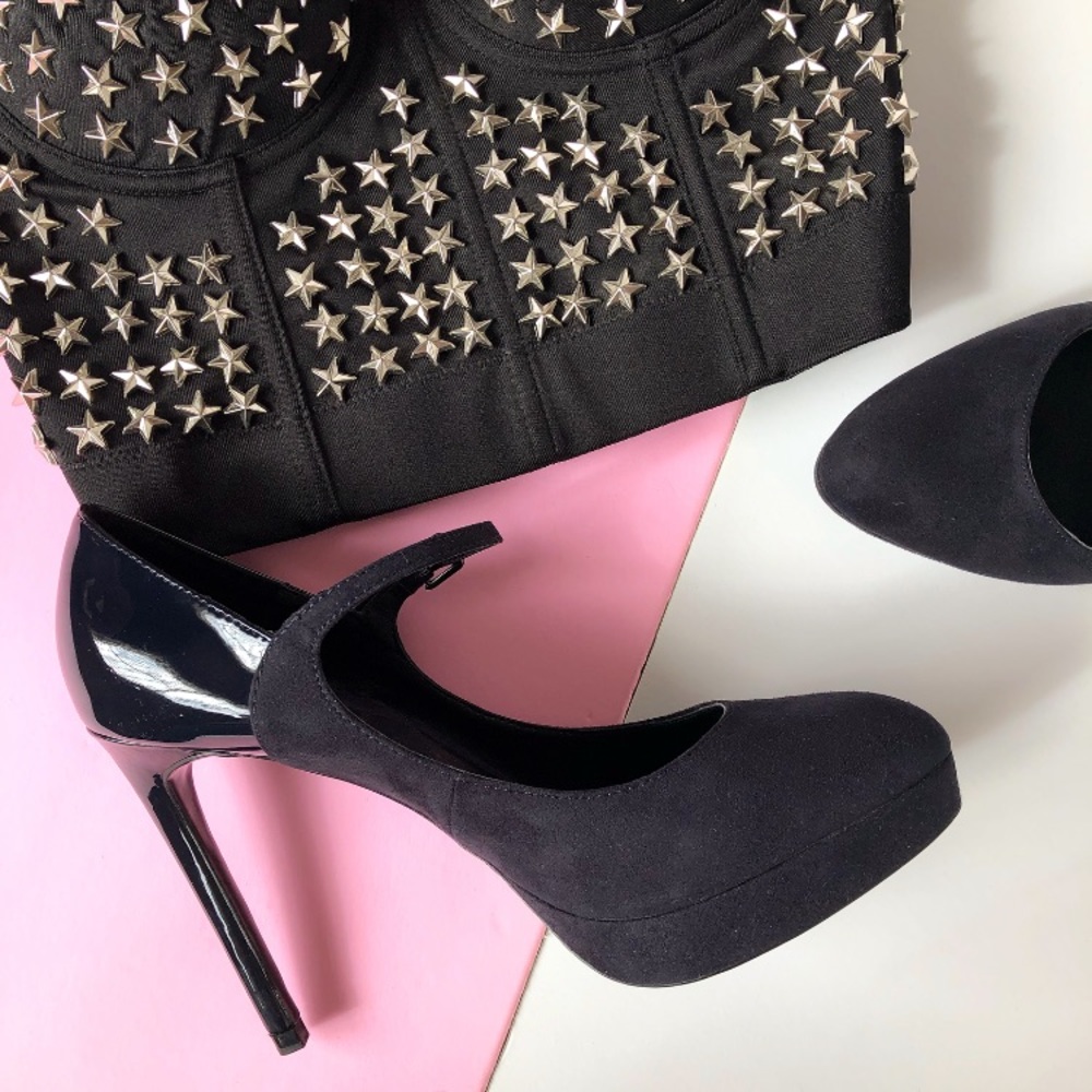 •HP• Zara Navy Stiletto Heels - Picture 2 of 10